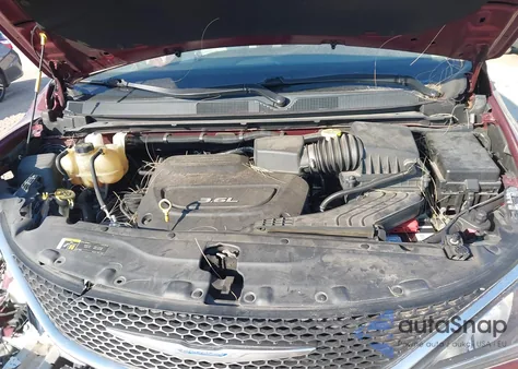 2018 Chrysler Pacifica Touring L Plus из США, поврежденный, VIN 2C4RC1EG5JR139509